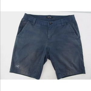 Arc’teryx arcteryx shorts men’s size 33 navy